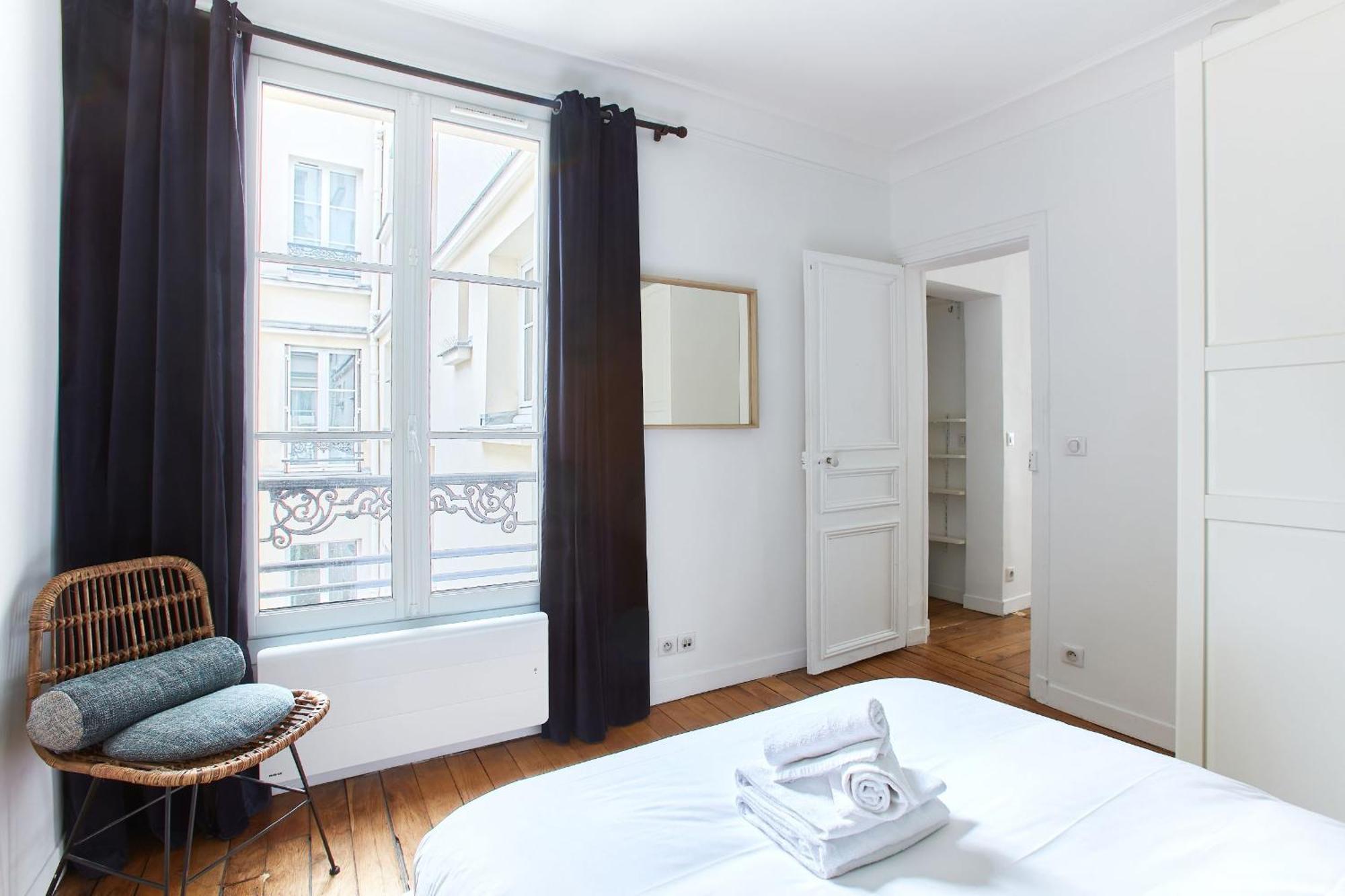 Montmartre & Rue Durantin - 1Br - Cityapartmentstay París Exterior foto